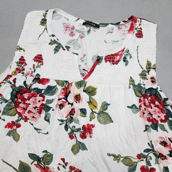 Papermoon Womens Sleeveless V Cut Top White With Red Pink Floral Tank Sz 3X NWOT - Picture 1 of 5